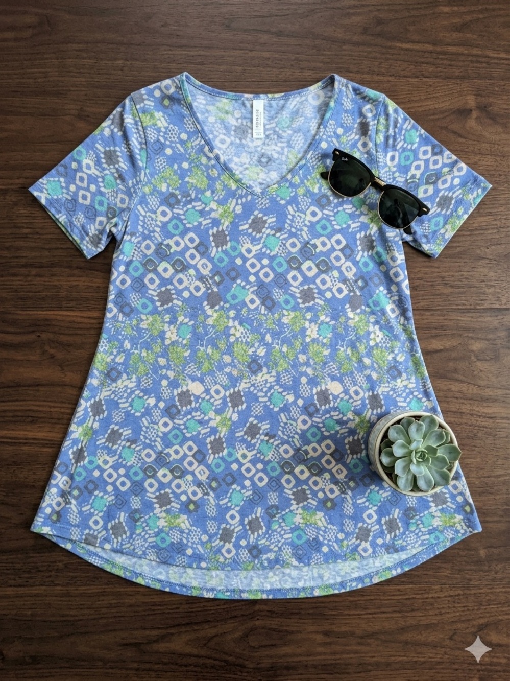 TWO Lularoe Perfect T Small